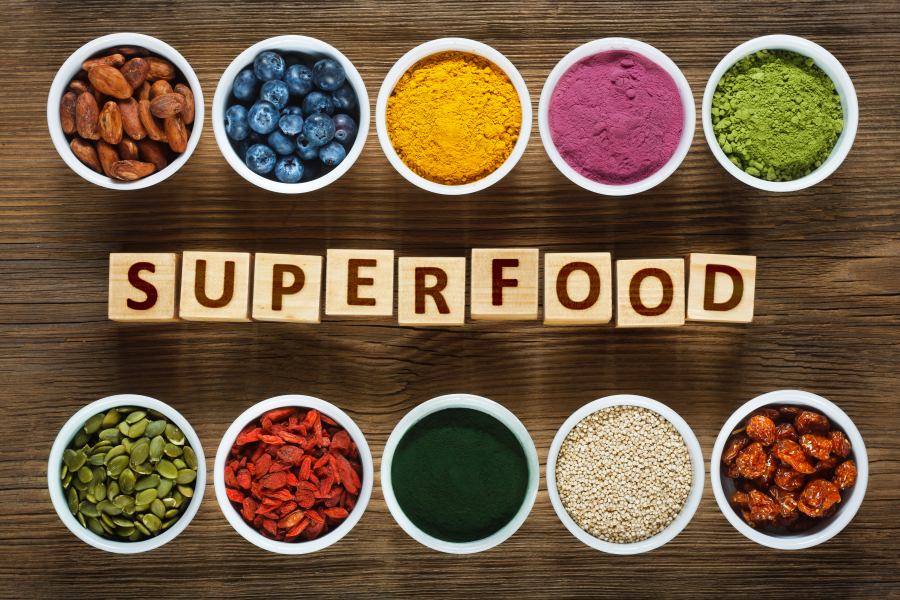 Superfood, miseczki z superżywnością