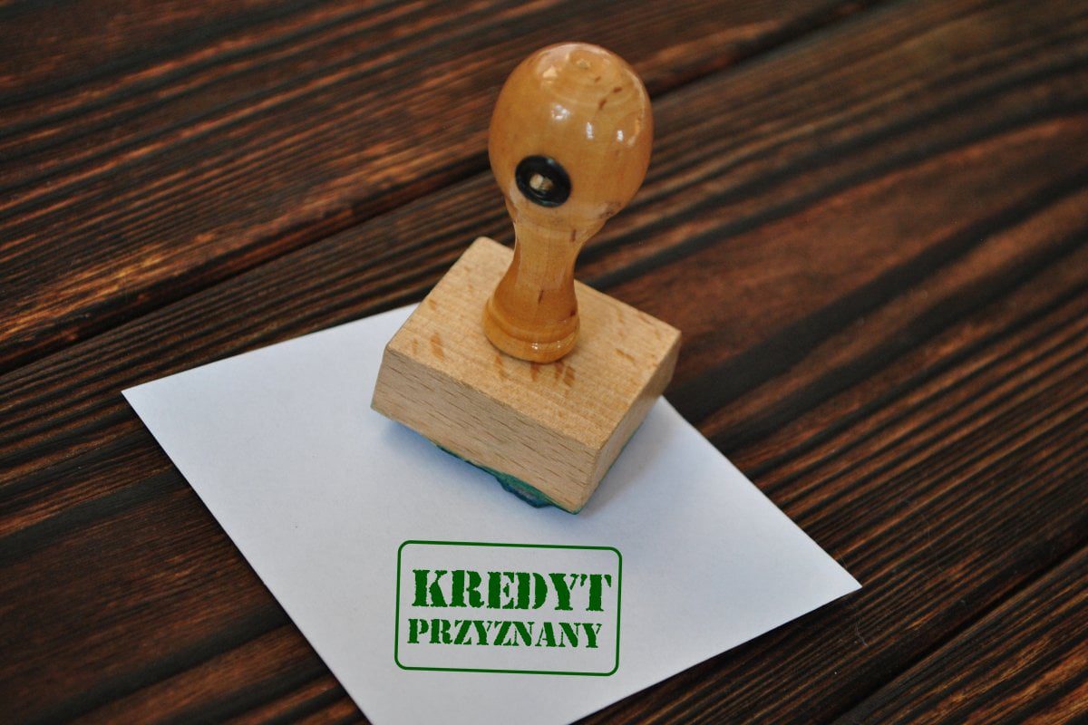 Ujemne stopy procentowe. Skąd się biorą i czemu służą?