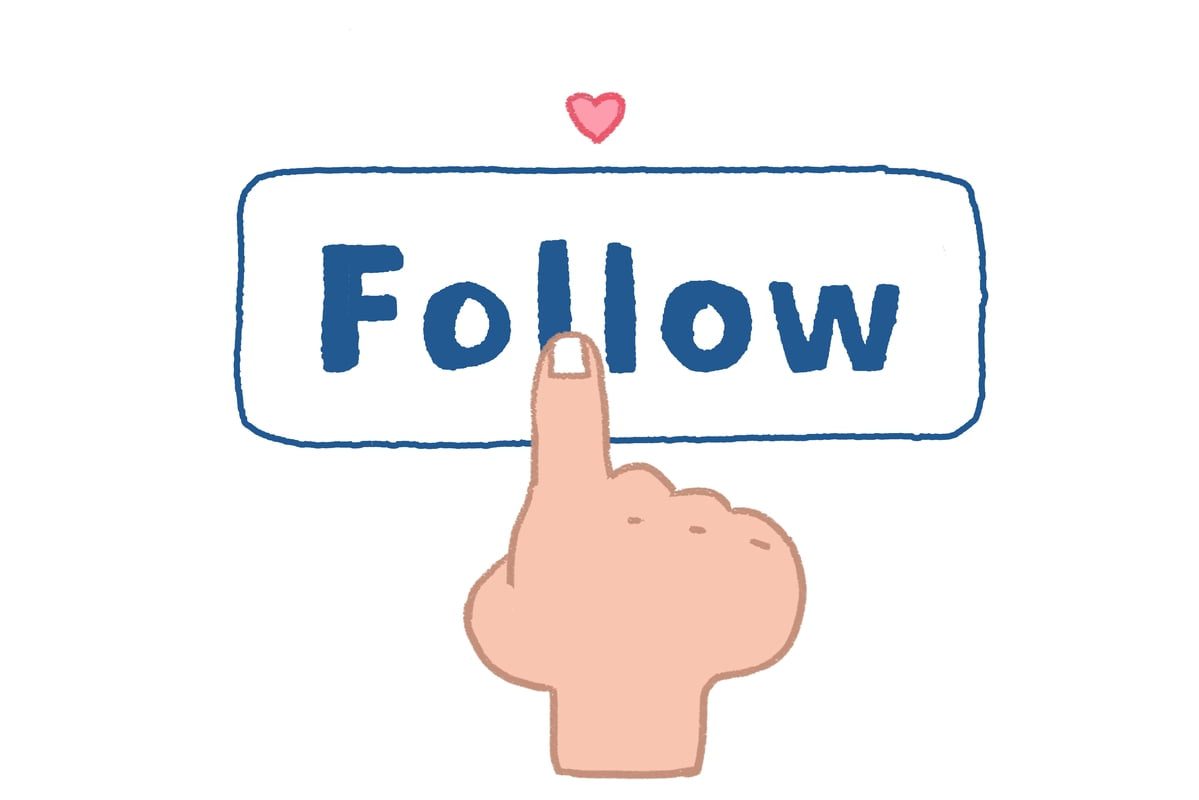 dłoń wciskająca przycisk Follow