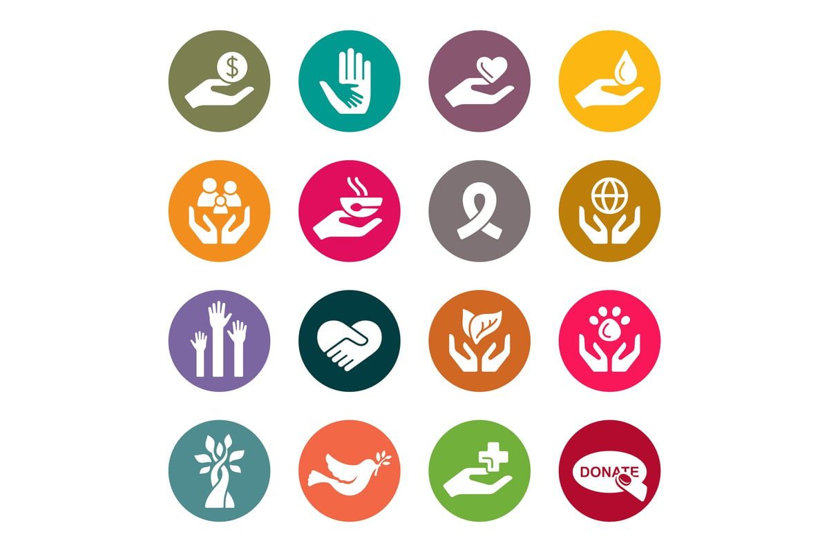 Jak Polacy niosą pomoc, czyli dzieło WOŚP i Caritas