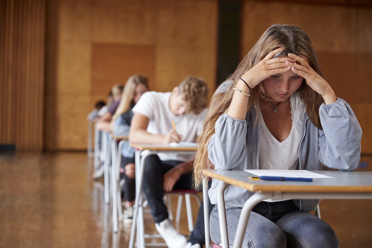 Pr&oacute;bne egzaminy &oacute;smoklasisty &ndash; kiedy są i dla kogo?