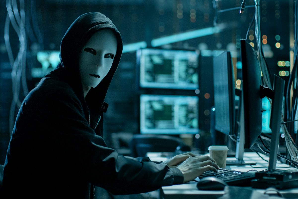 Patologia i przemoc w Internecie &ndash; jak z nimi walczyć?