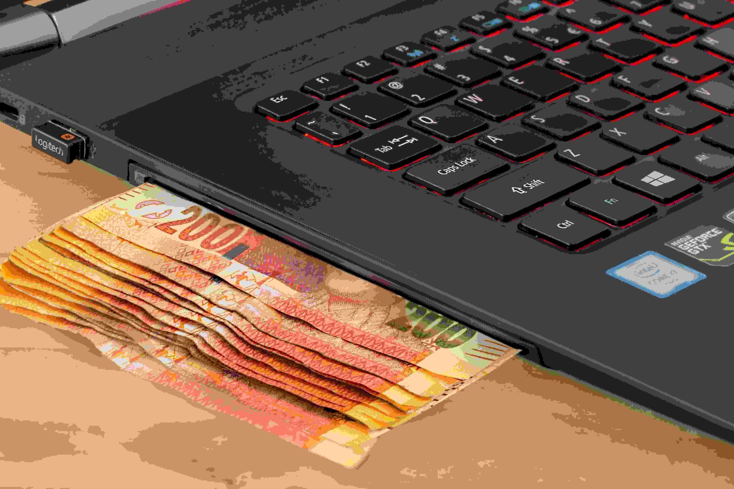 Ile zarabiają streamerzy na Twitchu?