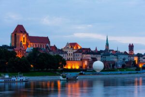 Toruń Stare miasto - widok od Wisły